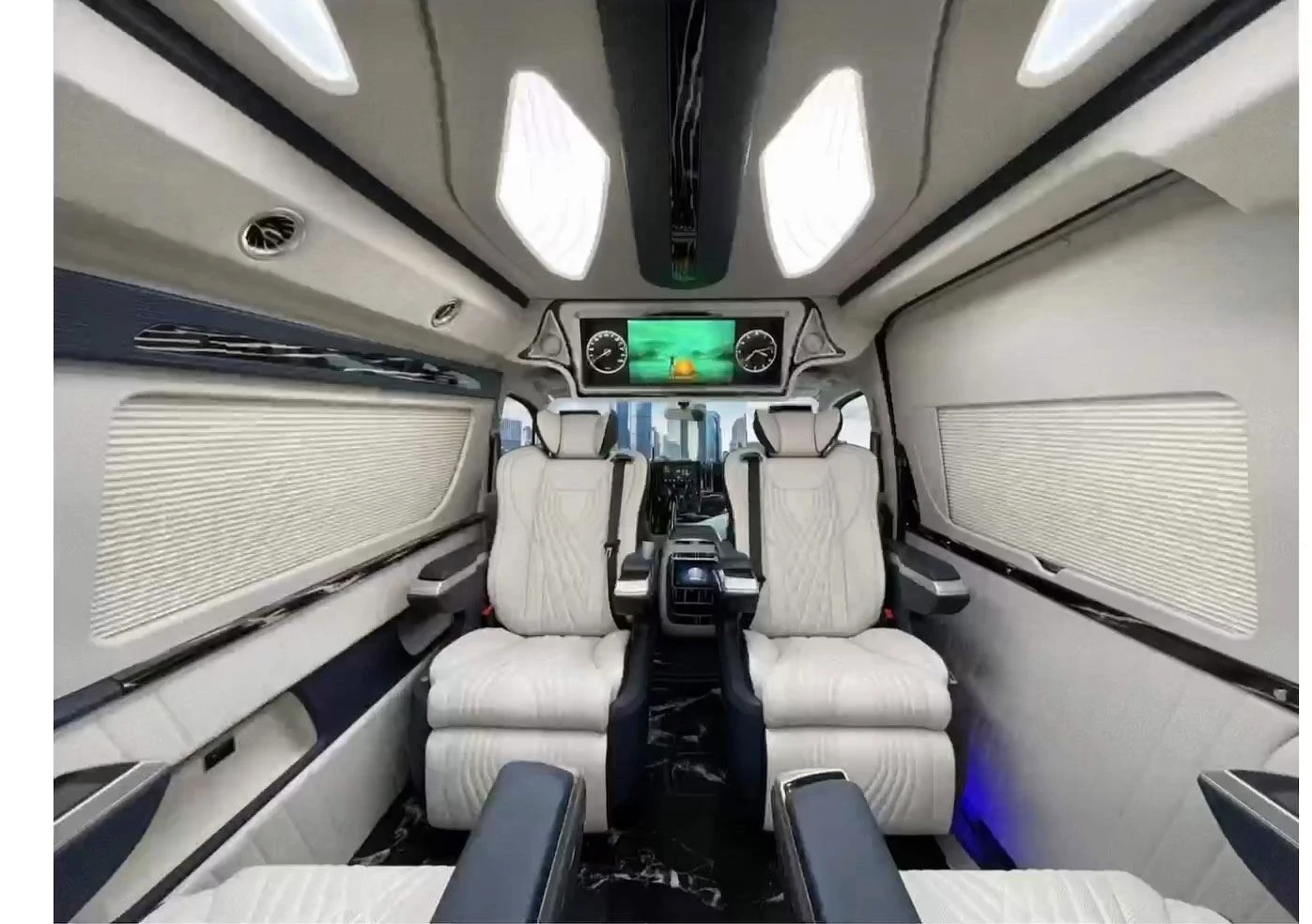 Toyota Hiace Amelyore Enteryè Luxury